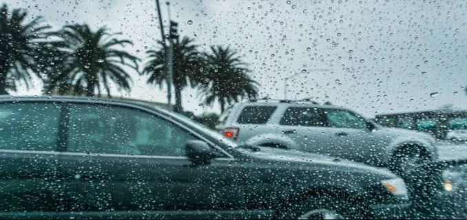 14 Wilayah Waspada Hujan Sangat Lebat 5 Kota Berpotensi Petir